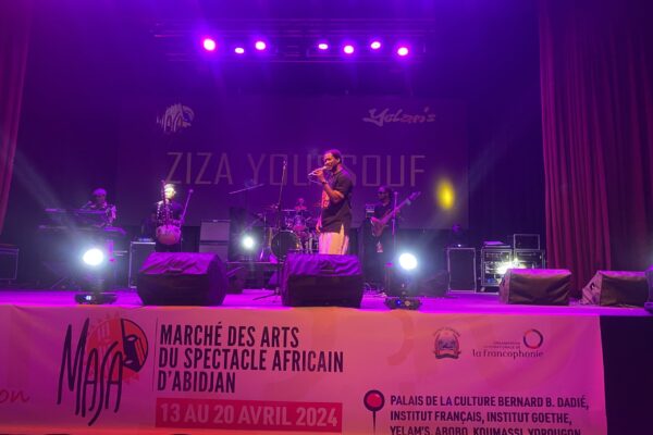 Concert sur scène au MASA, Marché des Arts du Spectacle Africain, Abidjan