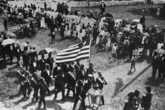 Photographie d'archive : procession du jour de l'indépendance, Monrovia, Liberia